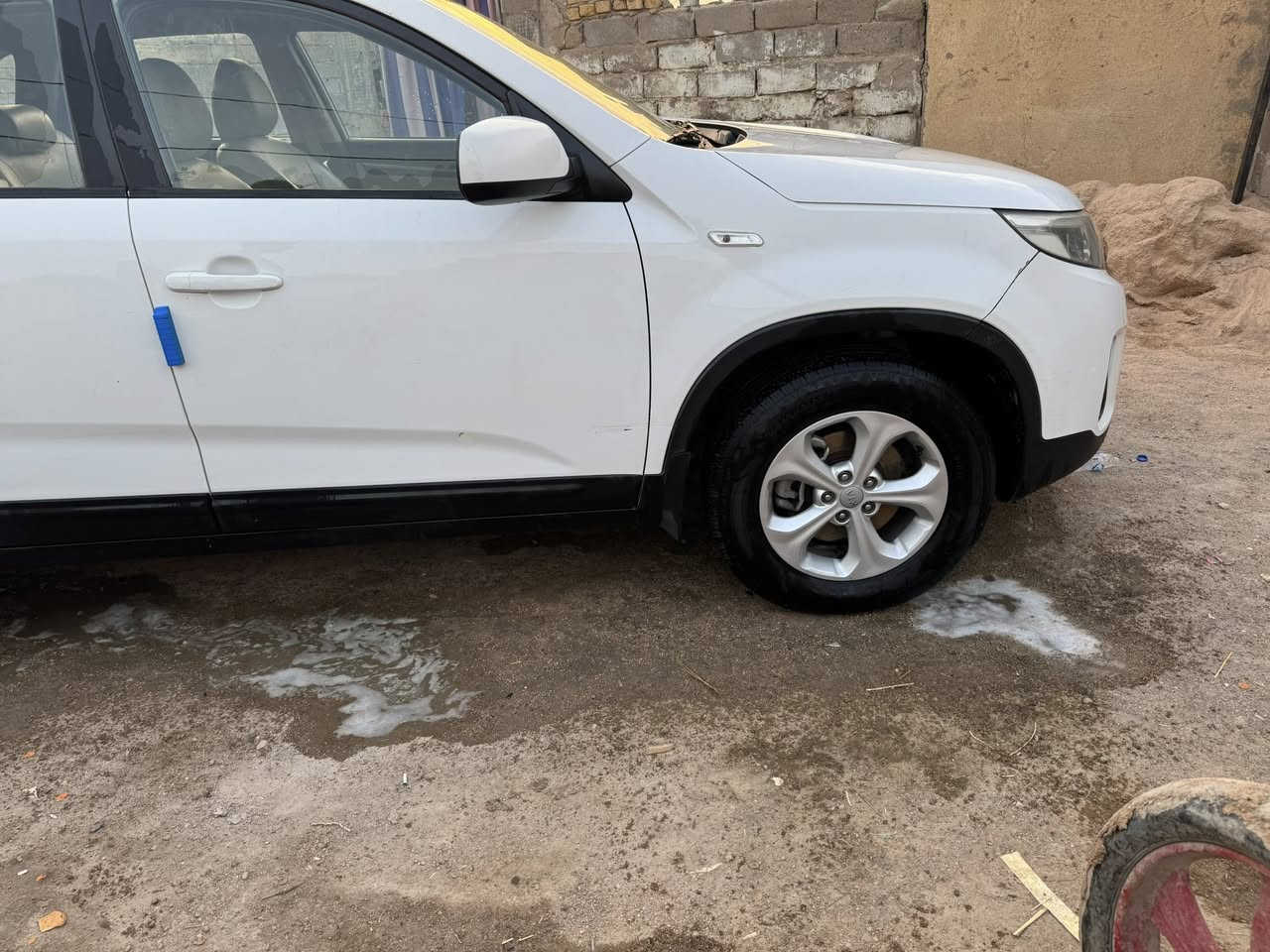 سورنتو مديل 14خليجي محرك 6سلندر مكفوله كير ومحرك تبريد 3قطع بردات تحكم السعر 164وبيهه مجال رقم ***********
