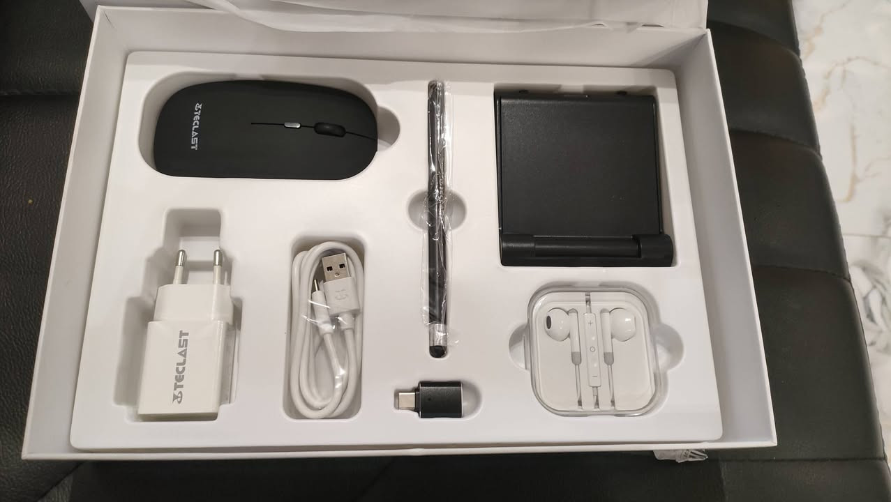 السلام عليكم 
تابلت ماركة teclast جديد لووك 
رام 4 ذاكرة 128
السعر 120 ألف 
متوفر توصيل


**إذا كنت صاحب هذا الإعلان وتريد حذفه لأي سبب، رجاءا أرسل رسالة إلى الدعم الفني**