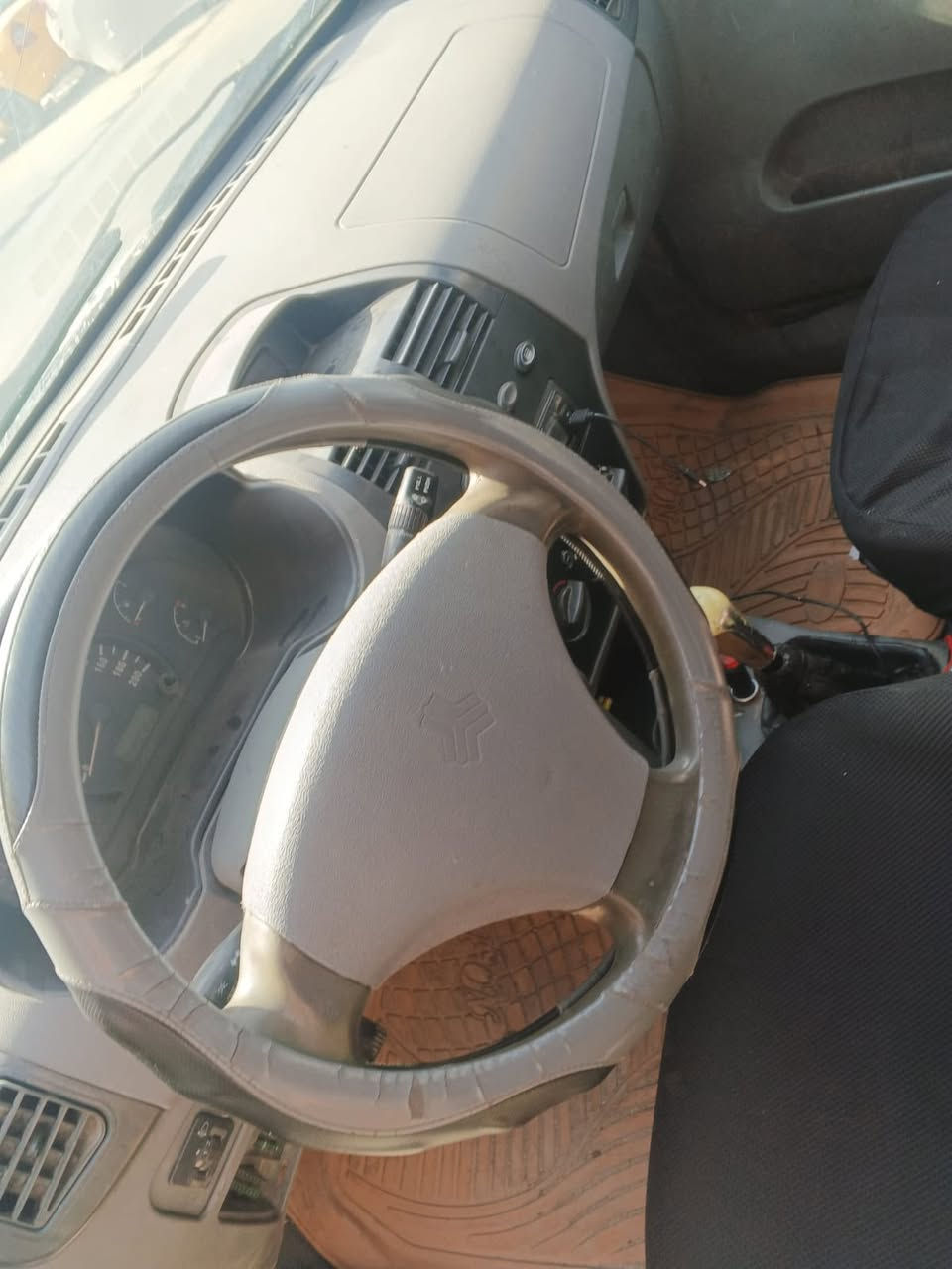 يالله السلام عليكم
للبيع سياره نوع طيبة
موديل 2015
كفاله كير محرك تدفئه تبريد 
صدر جديد رقم بغداد 
السعر ٢٨ وبيها مجال للاستفسار 
***********
