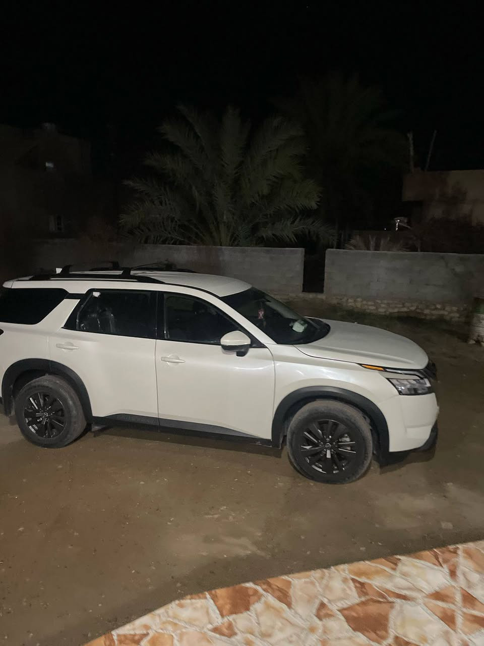 نيسان بافندر 22
السياره جاهزه
ترهم بيع ويرهم مروس
نص فول 
صيغ 3قطلع
***********
