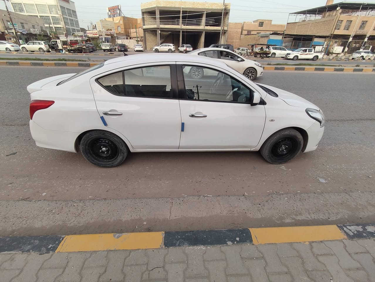سني هندي موديل 2022
باسم الشركة
سنوية 27 
ماشية 120 
بيها اقل 3 قطع صبغ 
 كاميرا. تاب. حساس  خلفي. 
مانع انزلاق 
تاير 15 
تحكم سترين 
محرك وكير وتبريد كفالة 
السعر 99 وبيها مجال حك الجية
او مراوس بالنترا 2011 
مكاني النجف الاشرف 
واتساب ***********
@إشارة
