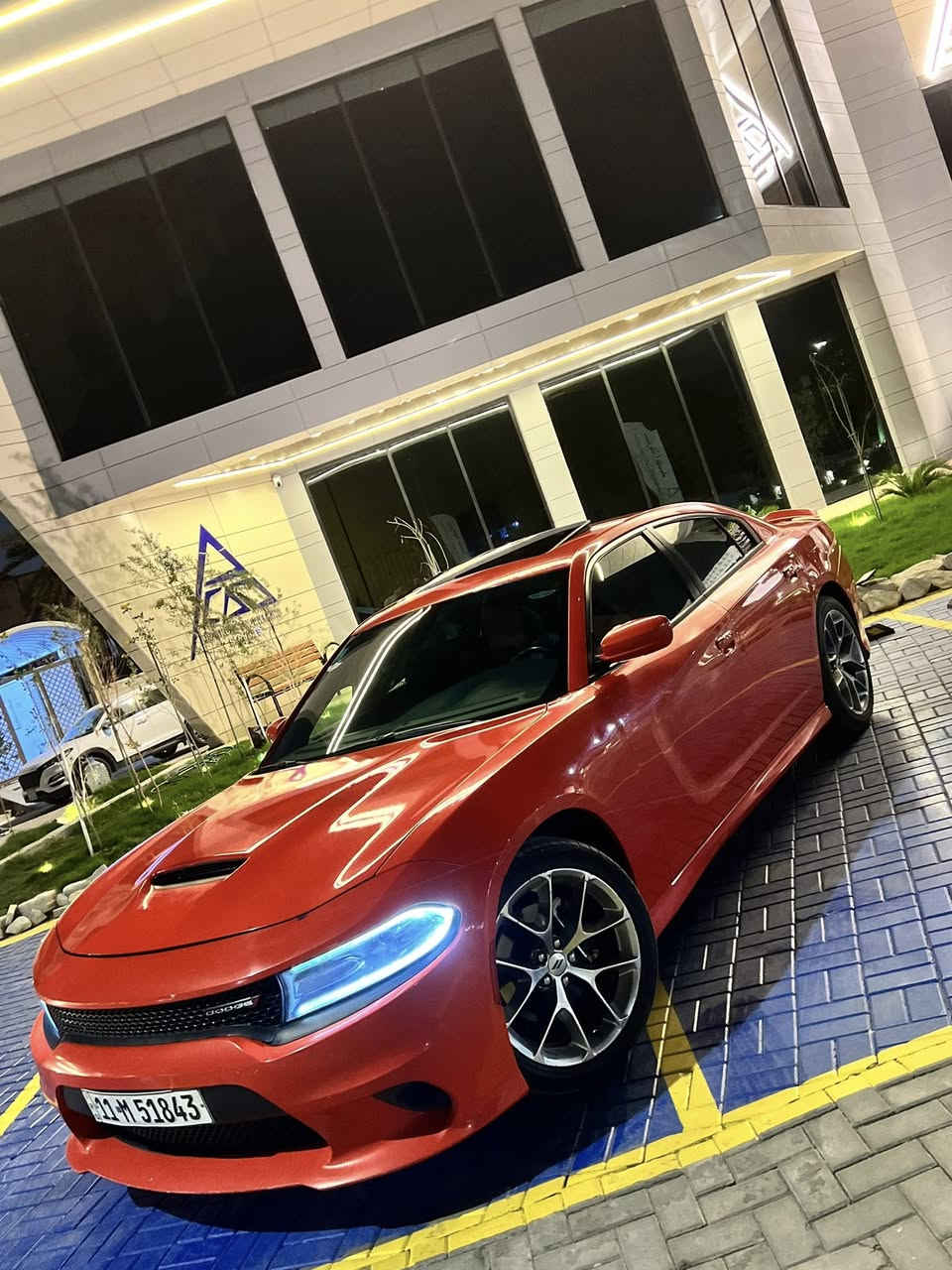 م عليكم جارجر موديل(2020)نوعGT لون برتقالي خليجه حادثها بالعراق جاملغ وبنيد بدون دواخل بدون أرباك ماشي(80)كيلو مواصفات فول واحد عله واحد فتحه شاشه جبيره كشن جلد رقم بغداد دولي سيارة جديده احلامن صوره خاص مارد شراي يتصل تفاصيل اكثر (***********) سعرها(238)بيها مجال بسيط العنوان بصره
