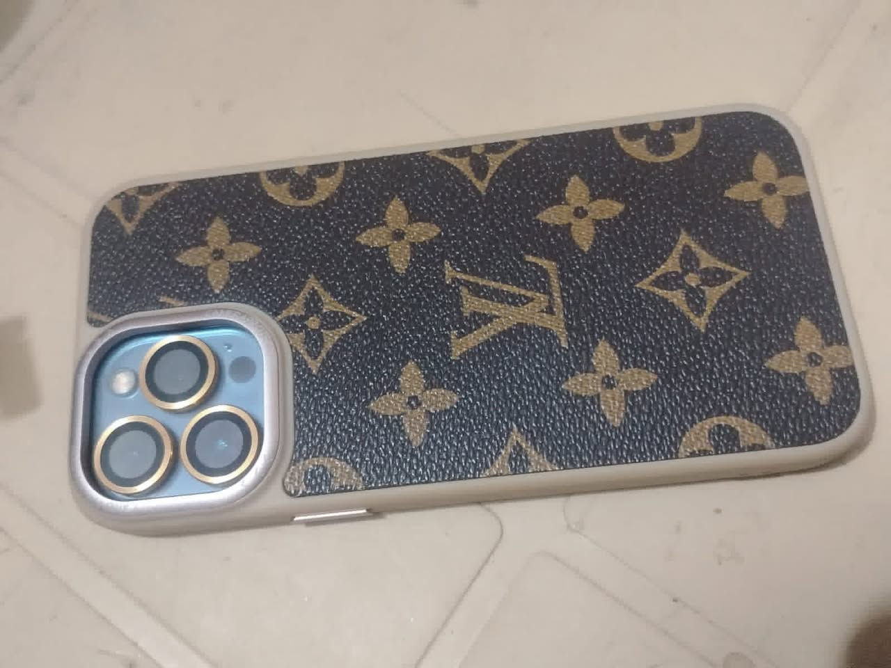 سلام عليكم ايفون ١٣برماكس شرق اوسط ذاكره٥١٢بطاريه ٨٥نضافه100/100بي زلغ بل كلاس وحته مايبين سعره ٧٠٠وبي مجال بسيط موجود خاص واسأل***********
