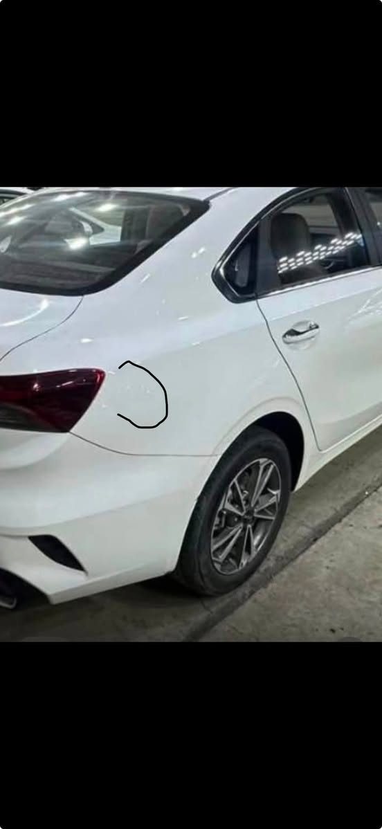 السلام عليكم
كيا   k3 2022

فول مواصفات

عداد المسافه 60الف

بيه شبر عل بارد بدون صبغ موضح بلصوره 
كشن جلد

فتحه سقف

نضام سرعه 

شاشه كامره 

محرك 1500 دبل نوزل 

تبريد ثلج لا يفصل ولا يبوخ 

رقم اربيل شرط تحويل بسم الشركه 

السعر 128 

استفسار  ***********

مكان السياره بغداد
