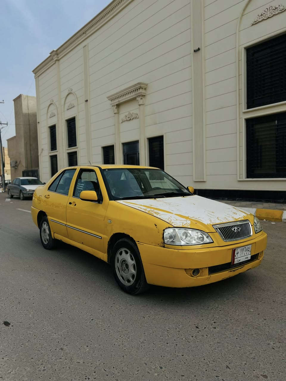 22$وبيها مجال !!
سلام عليكم للبيع شيري 2010محرك ابيض بلادي 
رقم بغداد مشروع وطني سنويه كير محرك شرط صدر خلفي امامي جديد تخم تاير جديدتبريد +تدفئه سياره بلاديه بدون صبغ ولا حادث كهربائيات كلها شغاله مسجل عالي ناص رونات كلها شغاله غرفها نضيفه 
22وبيها مجال !! ***********
