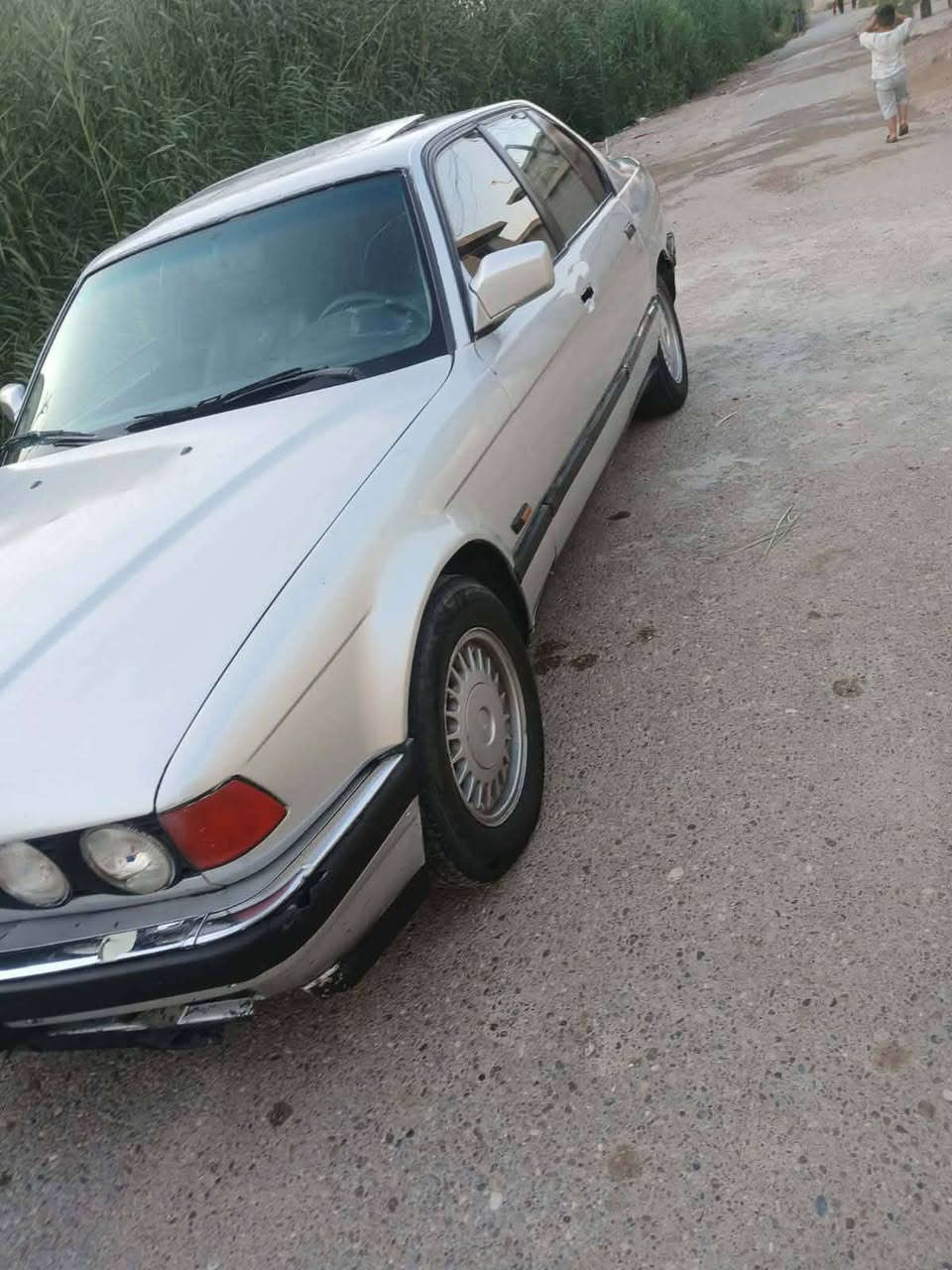 بي ام 735 موديل 1991 كشره حلوه كير محرك مكفولات رقم انبار انكليزي تحويل مباشر السياره  يراد له ترتيب يعني ابيع مال تعمير السعر 28 وبيه مجال مكان السياره الفلوجه الكرمه ‏‪***********‬‏
