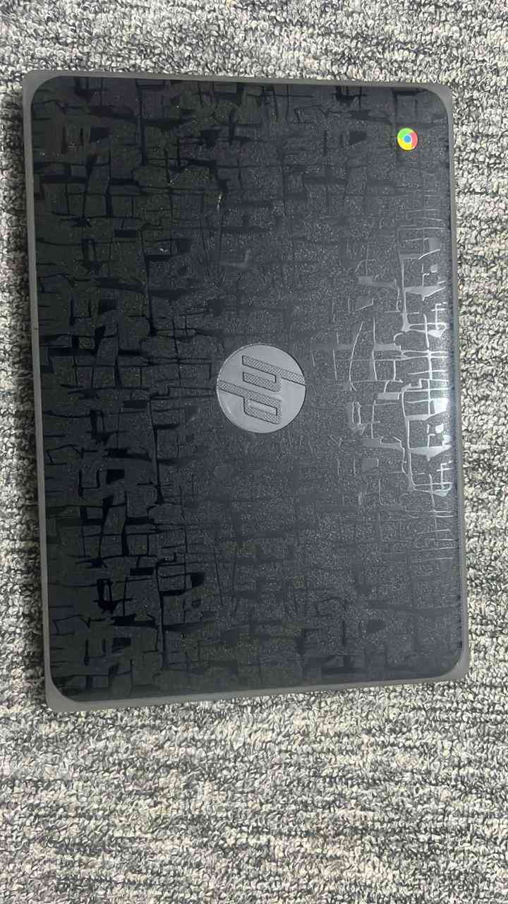 سلام عليكم لأب توب نوع (hp)
(chromeOS)نضام  التشغيل
الذاكرة (64gb)
الشاحن نوع تايب سي تفيد الطلاب للدراسة
السعر 50 ألف
متواجد واتساب فقط (***********)
