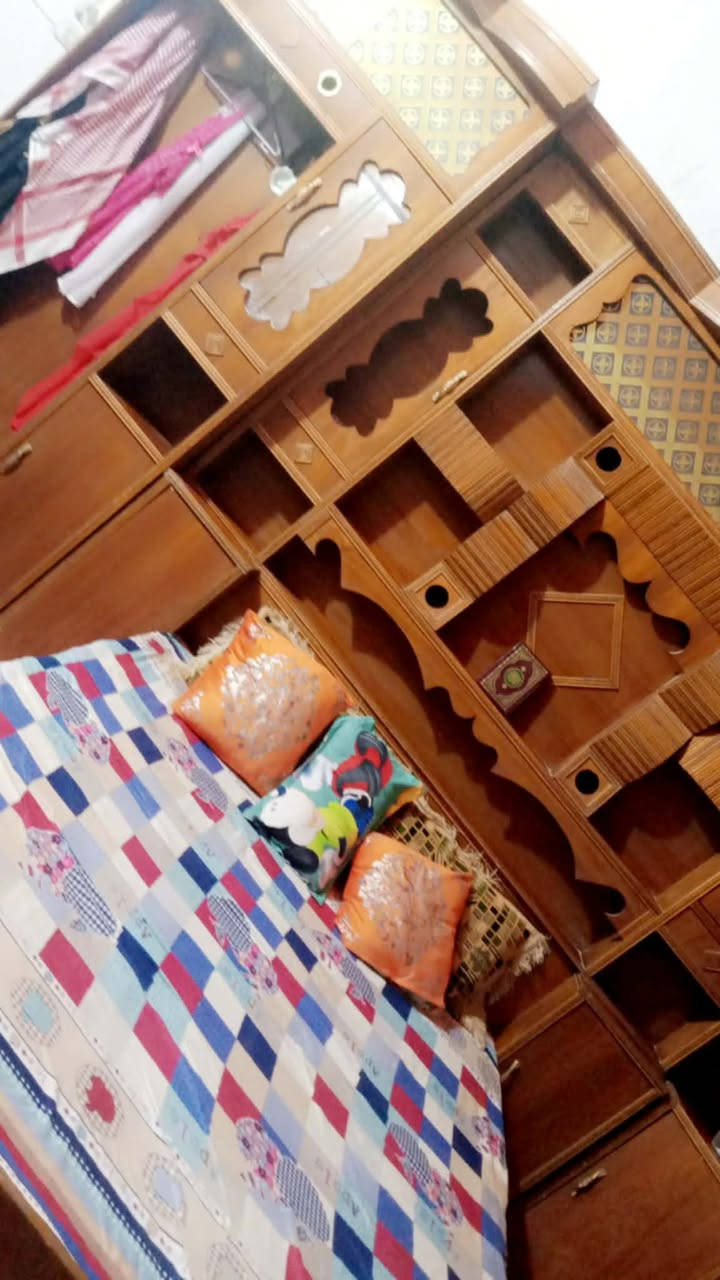 للبيع غرفه خشاب عراقيه ٧٠٠ بيه مجال 
حي جبيل 
‏‪***********‬‏
