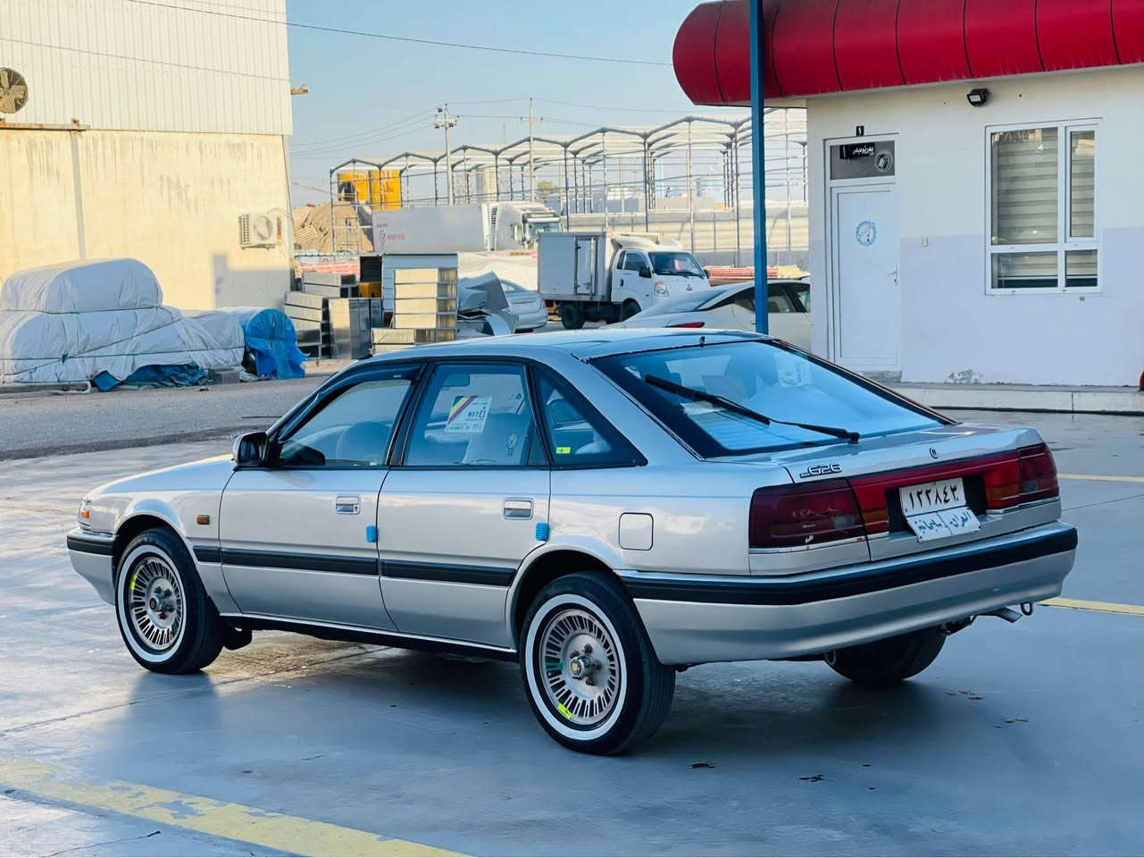 ...﷽....

....ماشاألله.... مازدا موديل ١٩٩٠ 
هةشت و بةخ گير و مةكينه بةشةرت 
تحويل و غرامه بةشةرت 
چوار جام كارةبا ئاوينه كارةبا 
چوار ويل سؤپةر و تايةى خةت سپى 
تندوتؤله و چركةى تيا نيه ماشاالله
ليدراو و رزيوى نيه و بؤى مةگةرئ
سعر // ٤٤ 
شوين // كةلار 
*********** كالار, السليمانية
