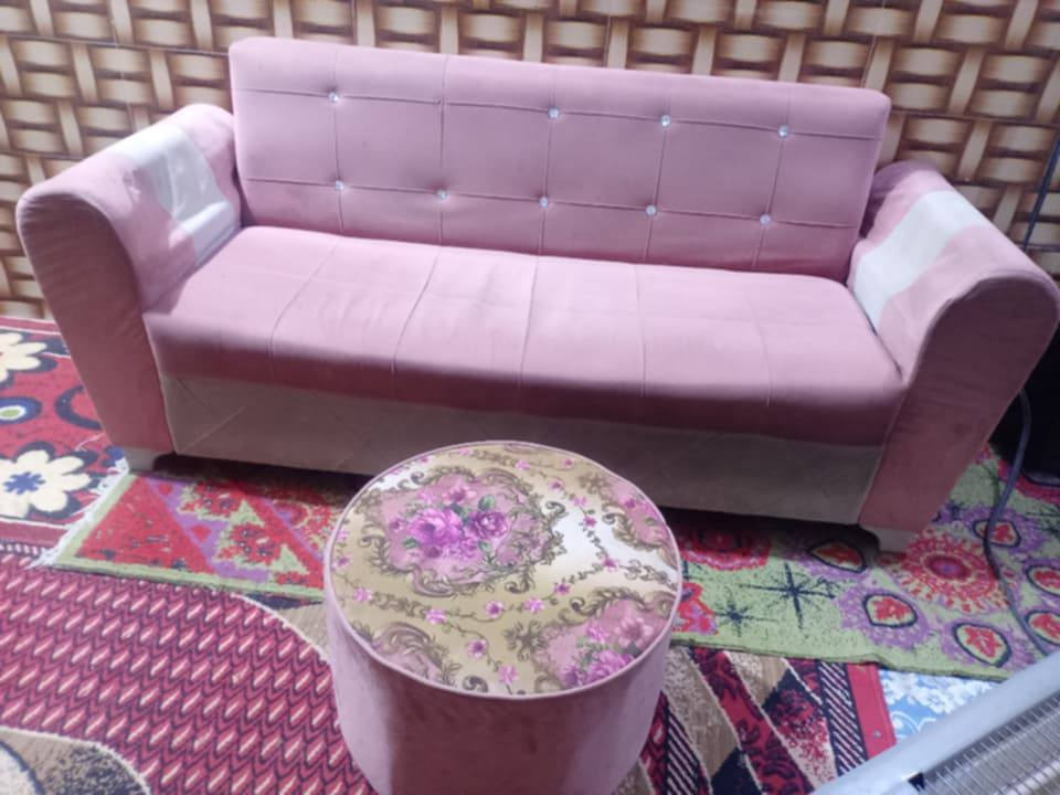 تخم للبيع نظيف سعره١٧٥وبي مجال


**إذا كنت صاحب هذا الإعلان وتريد حذفه لأي سبب، رجاءا أرسل رسالة إلى الدعم الفني**