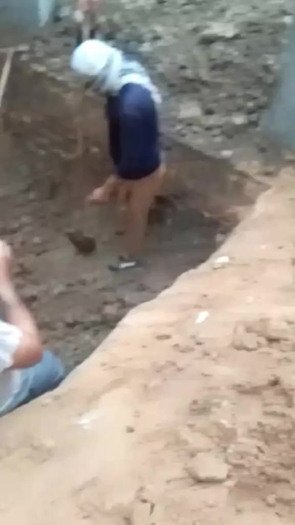 الي عنده أي شغل خاص أو اتصال ***********
