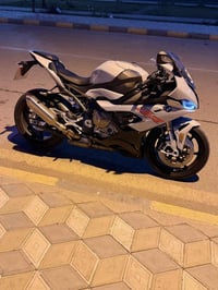 BMW S1000RR • وارد يابان • ١٠٠٠٠كم