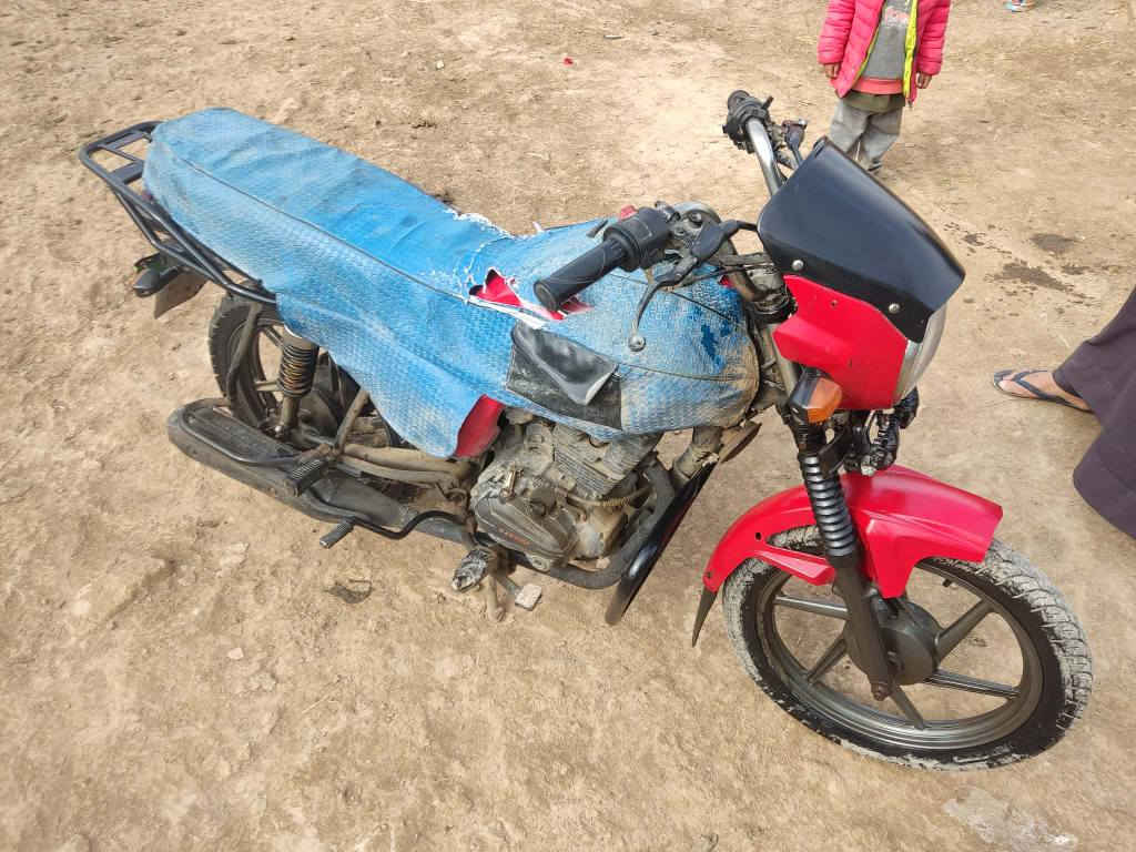 سلام عليكم دراجه لبيع دوات سعر  800 بيه مجال قليل عنوان ناصريه سيدخيل طريق الفهود ***********
