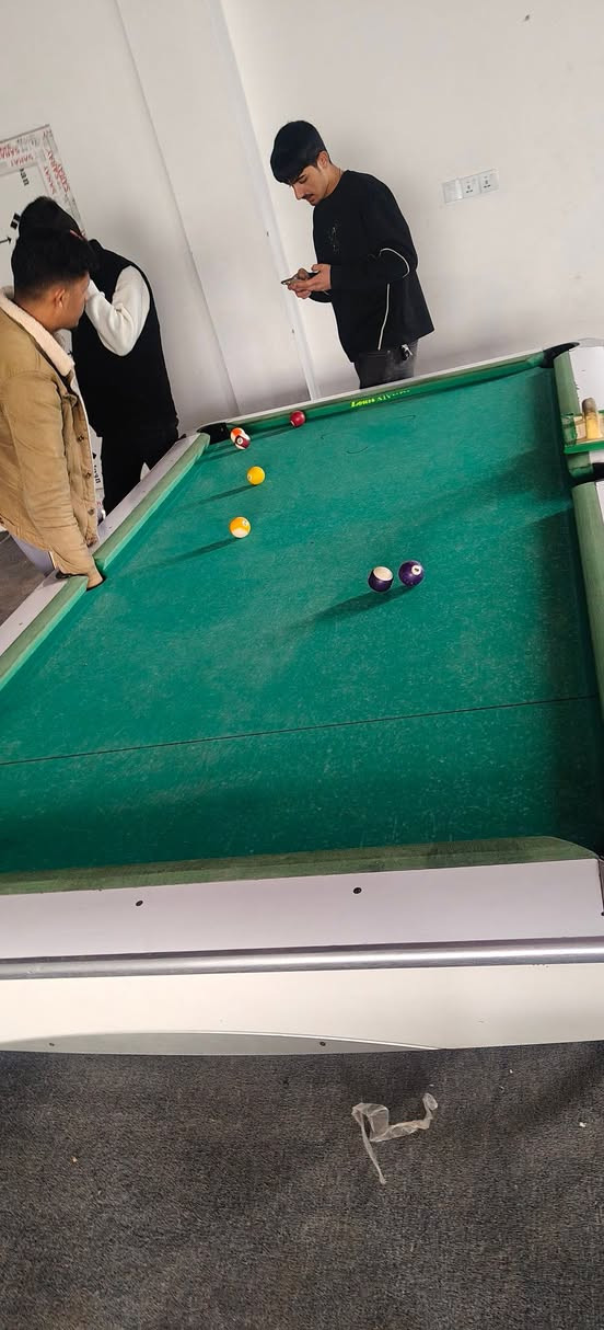 سوبر ماستر لبيع كلهن تك شاصي الواحد ب 900 وبي مجال بسيط مكان كركرك لشراي يتصل او يراسل واتساب ***********
