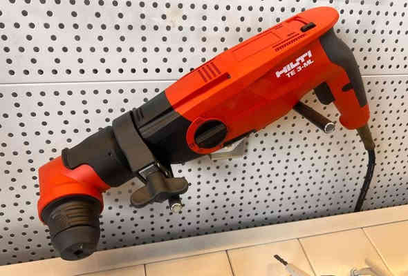 مجموعة من منتجات هلتي لأجهزة القدرة 
معرض الأرتكاز الهندسي
-***********
