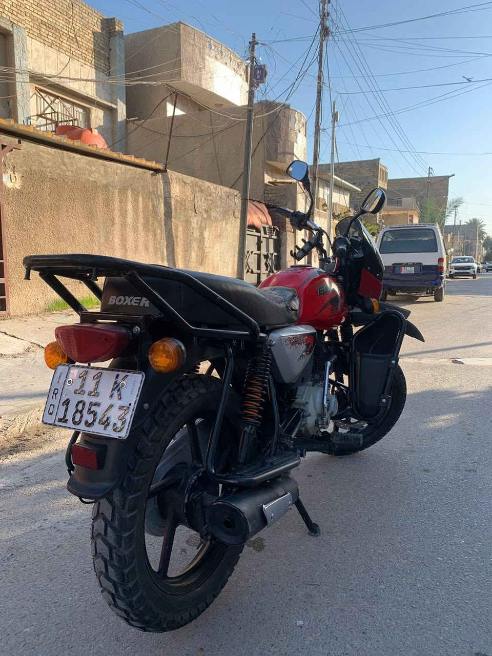 للبيع بوكسر جبلي موديل 22 شكل  23
رقم وسنويه لوحات 2 انكليزي تحويل ثاني يوم كامله شلعه معدل كهربائيات مكاني البياع رقمي *********** السعر ١٩٠٠ وبيها مجال
