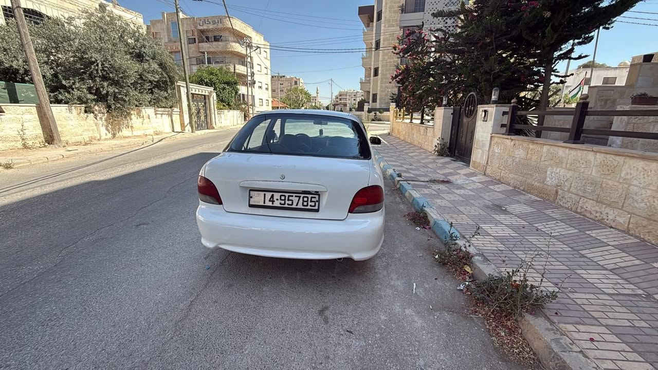 هونداي اكسنت موديل ٩٧  قير اتوماتيك للبيع 
ماتور وقير نضاف
غرفه جلد وكالة 
جنط اصلي مع كوشوك نضيف

زجاج كهرباء الامامي فقط 

ترخيص الى 20/6/2027

فحص ٢جيد مرفق بصور

الله يبارك لصاحب النصيب
0787435983

اربد
1600


**إذا كنت صاحب هذا الإعلان وتريد حذفه لأي سبب، رجاءا أرسل رسالة إلى الدعم الفني**