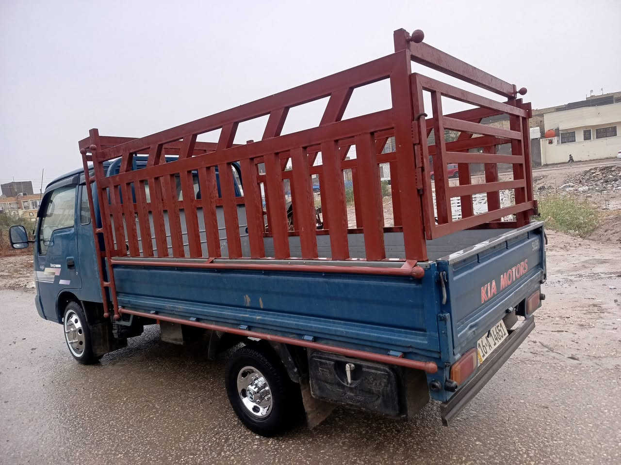 كيه ام عيون موديل 2000رقم دولي بسمي سياره جديده مكفولة كفاله عامه وضع شركه ابيع سونارتبريد شغال ثلج  السعر 95  مكان بابل الأتصال ***********
