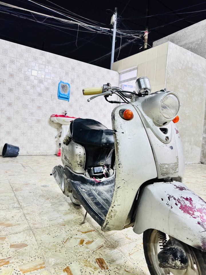 السلام عليكم الدراجه البيع  دراجه شغاله بس تكطع  وابيع كوم حديد السعر ١٠٠.     المكان بغداد مدينه الصدر الرقم : ***********
