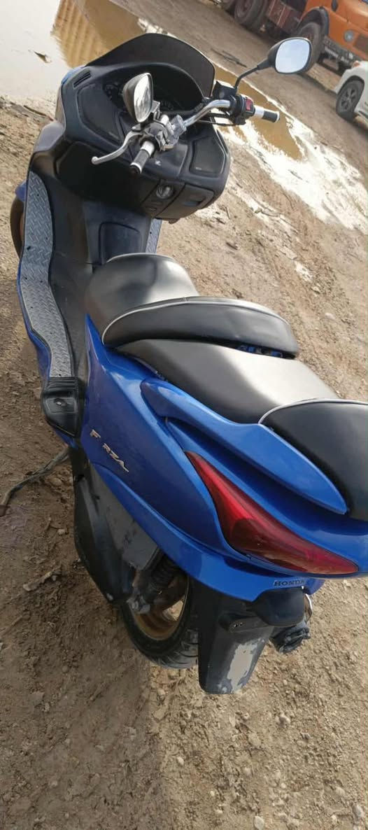 سلام عليكم للبيع فورزه ٠٩
محرك مجفت رايمر

دراجه جاهزه

كير ملغي

كفرات نضيفه

ويل ذهبي

كهربائيات كله شغاله 

مكاني كوت 

للأستفسار 

***********
