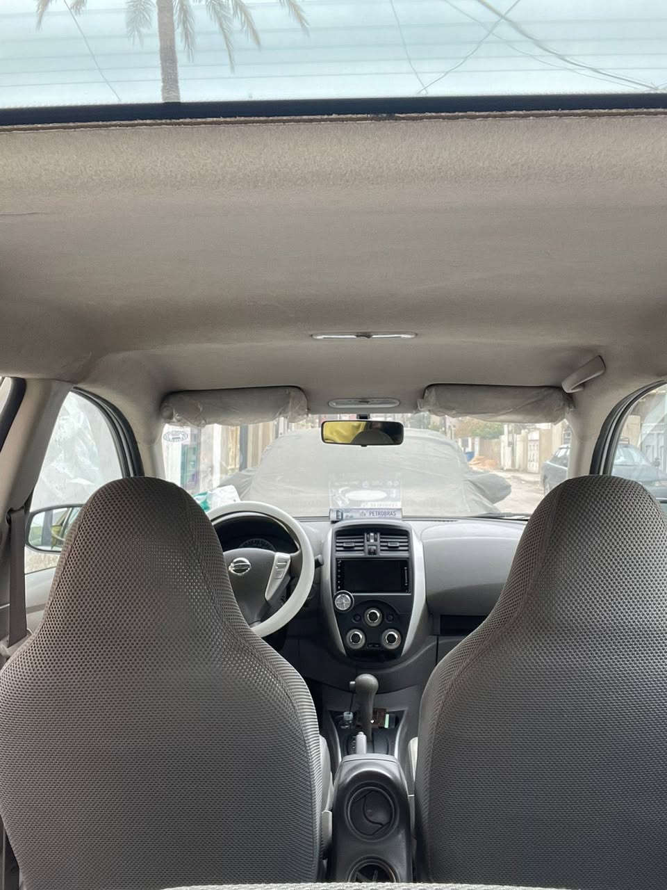 السلام عليكم نيسان سني مصري ٢٠٢٥ ماشيه ٤٠ الف مدوشمه كامله وسفريات بيه طخه باهلال الجاملغ  الخلفي وشويه بالباب  السياره حلوه وكاعده رقم اربيل سنويه باسمنه *********** عنوان الدوره السعر ١٢٦ بيه مجال
