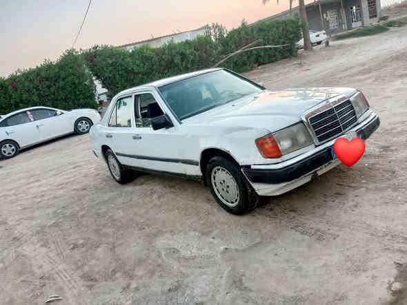 سلام عليكم مرسدس لبيع  موديل 88جاهزه كير ومحرك بطه حداديه تخم تاير باتري جديد رقم واسط تحويل  سنويه صاقطه كربيات تريد ترتيب يرهم مرواس وبيع سعر 30وبيه مجال لطيبين مكان بابل اجبله انتصال ***********
