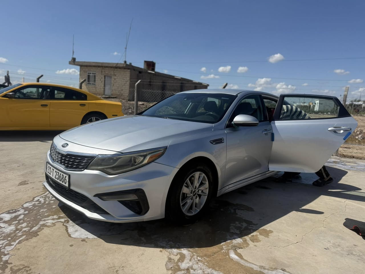 كيا أوبتيما ٢٠١٩
السياره جاهزه بيها شبر بالجاملغ  الأمامي
وصبغ القمامره اثر صقور طابوقه
***********
السعر ١٤٠ بيها مجال
ناصريه قضاء النصر
