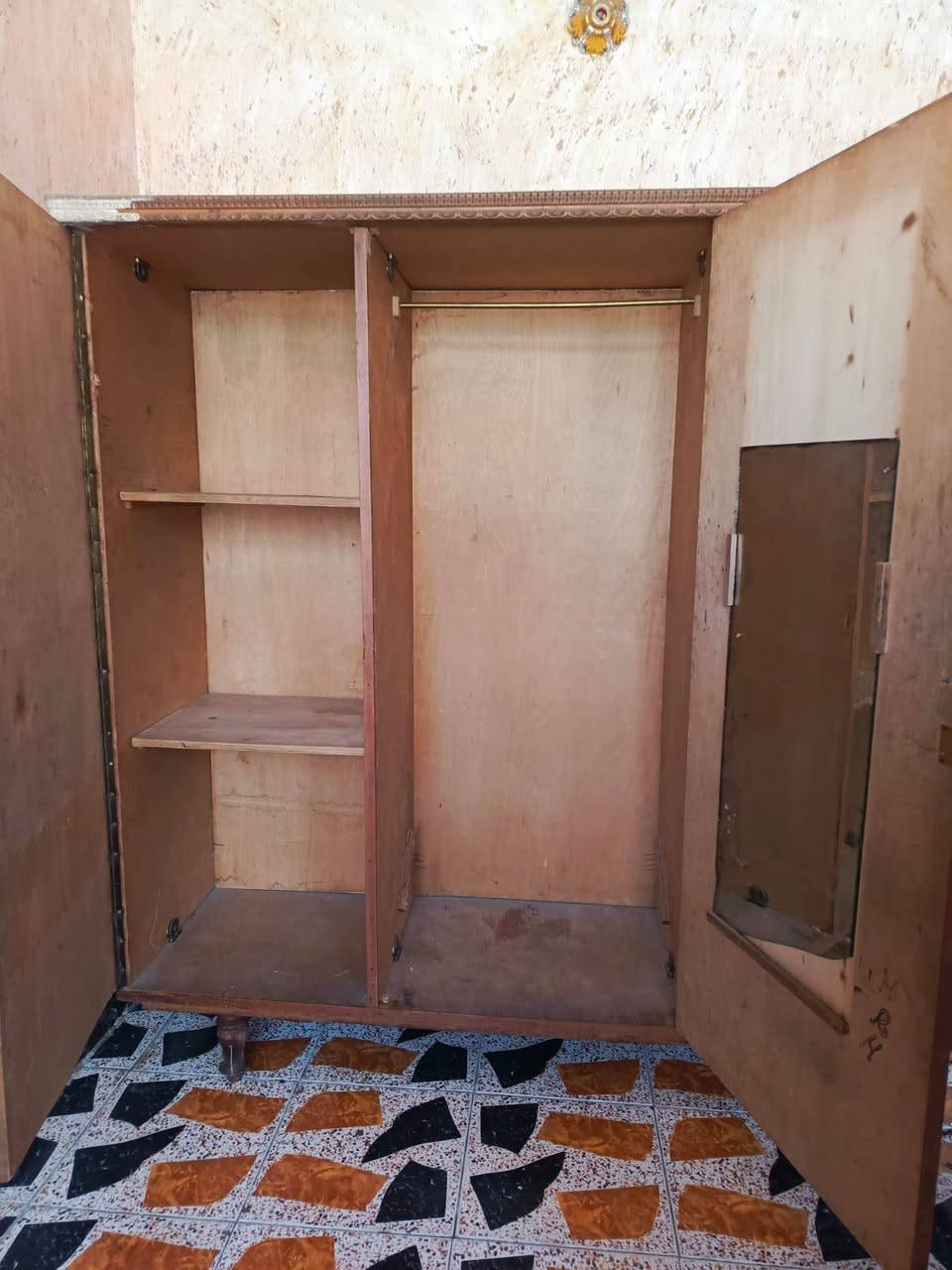 كنتور 3 ابواب صاج داخل خارج تكمه نظيف ب200 بي مجال الدورة بل 120


**إذا كنت صاحب هذا الإعلان وتريد حذفه لأي سبب، رجاءا أرسل رسالة إلى الدعم الفني**