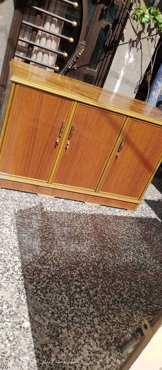بوفيه متر ونص تسكام درجة اولى صاج مكان بغداد الأمين الثانيه ***********
