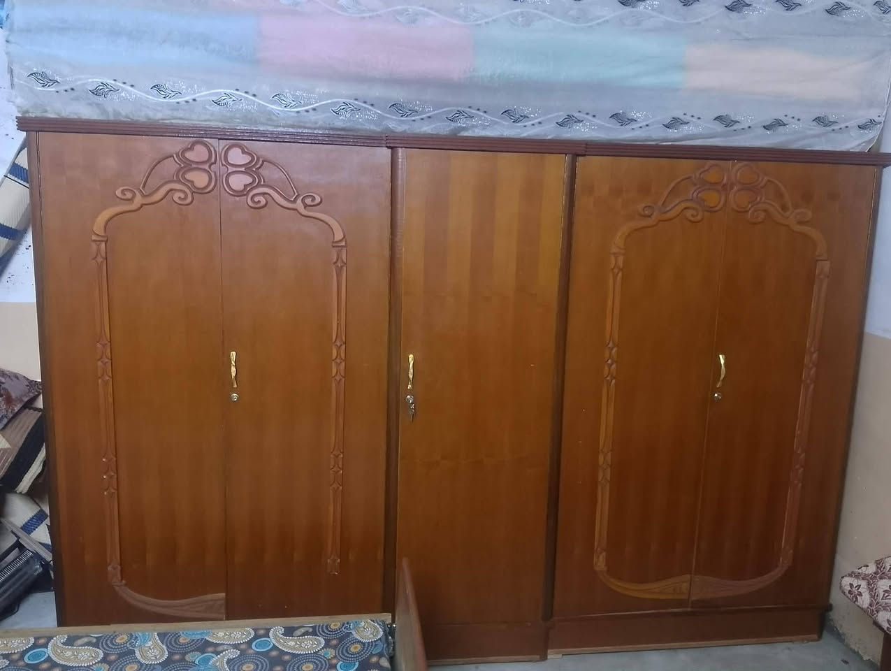 غرف خشاب جديده البيع والشراء يتصل عله ارقم ***********بيه عيب بصيط ويتعالج السعر خاص
