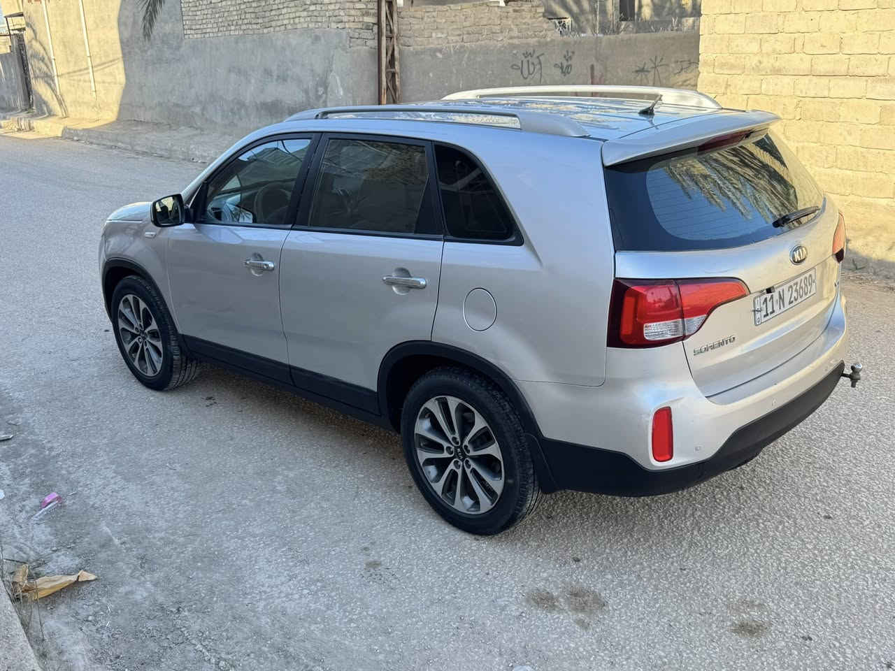 السلام عليكم
كيا سورنتو ٢٠١٤  وارد خليجي
محرك V6 سته سلندر مكفول
السيارة مكفوله كفاله عامه عدا باب السائق رش والسونار مرفق
رقم بغداد دولي بأسمي سنويه لل٢٠٢٩ 
مكينه وكير كفاله
حداديه جديده
تخم تاير 
تبريد ثلج 
٧ راكب 
فور ويل ٤*٤
داخل لونين 
السياره احلى من الصور 
السعر بلاااااش ١٦٥ وبيها مجال بسيط 
المكان بابل الشوملي
للأستفسار ***********
