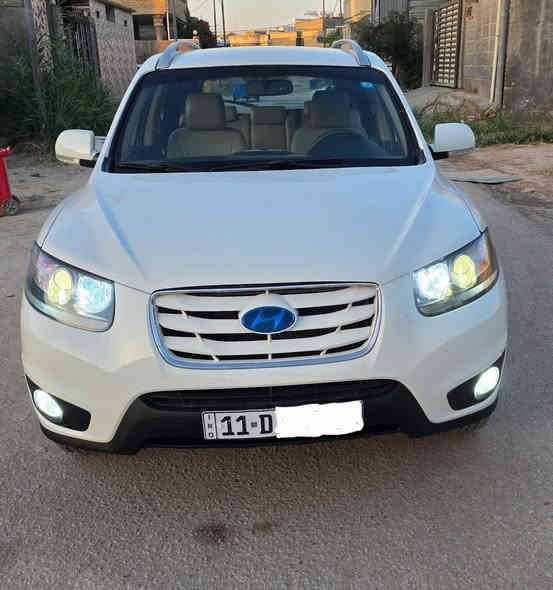 الوحش الكوري ✈️✈️
سنتافيا وارد خليجي .
الموديل--  2012
اللون -- ابيص غير محدد 
سعة المحرك -- 6 سلندر --3500
عدد الركاب -- ٧ راكب 
المواصفات -
- مري شفط +اشاره 
- تبريد ٣ قطع+ تحكم يدوي
- تحكم استيرن جه واحده 
- ثلاجه جكمجه 
- دبل حافضه 
- جرص ١٢٠ 
- 5 ويل كب 
- سنويه سنة ٢٩
ملاحضه السياره بيه باب السايق فقط صبغ والدعاميات جديد وصبغ 
السياره مثل مابالصور 
السياره تخم تاير جديد وباتري وادامه منضومه بانزين 
السياره ب اسمي 
رقم وهزة جديد اقل سنه
السعر ١٦٣ بيه مجال 
مراوس حسب القناعة 
كلشي موجود بالشارع 
الله يرزق الجميع 
السونار مرفق بالصور
*********** للاتصال  *********** واتساب
