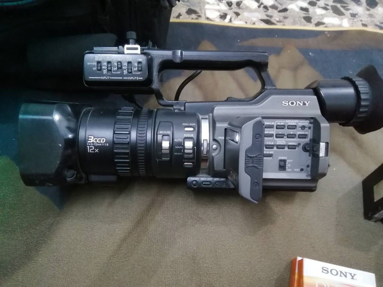 _ تلفزيون فيلبس كاطع كهرباء في البور غير مصلح (تلفزيون + فيديو) السعر 60 الف دينار
كاميرا سوني كامله مع ملحقاتها مع اثنين كاسيت جديد تعمل بصورة جيدة السعر 200 الف دينار

وللأستفسار اكثر اتصلوا على هذا الرقم ***********
