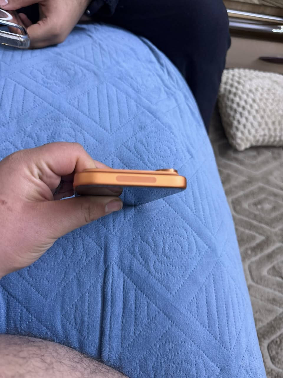 ايفون 17بروماكس الذاكره 256البطاريه100مستعمل اقل الشهر نضافته 100/100مكاني بغداد مدينة الصدر ***********السعرخاص
