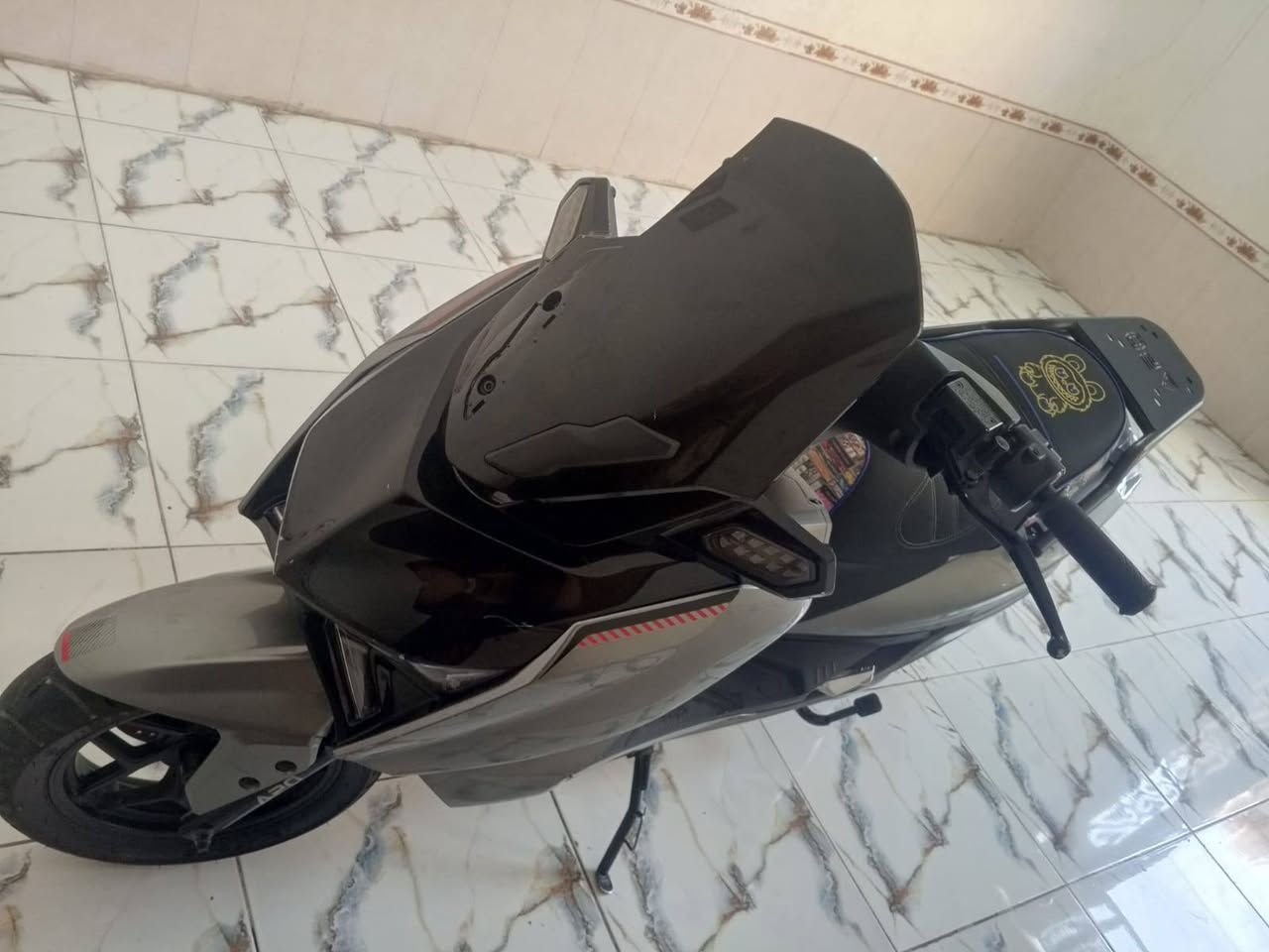 سلام عليكم دراجه شحن ماعايزه برغي وبطاريته نيفيو وخير من لله وسعره 750وهاذ رقمي ***********
