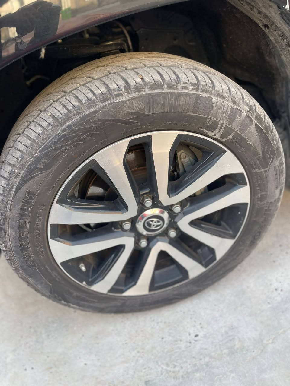 ⸻

🚗 للبيع | تويوتا لاندكروزر 2019

🔹 اللون: أسود
🔹 الفئة: سونار
🔹 المواصفات: ساز كران توري
🔹 تخم تاير: جديد
🔹 الحالة: ممتازة جداً
🔹 الاستخدام: شخصي ونظيف
🔹 الفحص: جاهزة لأي فحص
🔹 الصور: مرفقة بالمنشور

💰 السعر: 52,000 دولار (قابل للتفاوض بالمعقول)

📍 الموقع: بغداد – رقم بغداد

📞 رقم الاتصال: ***********
📩 للاستفسار يرجى الاتصال
