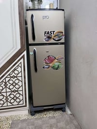 ثلاجه • استخدام قليل • ما بيها ضرر