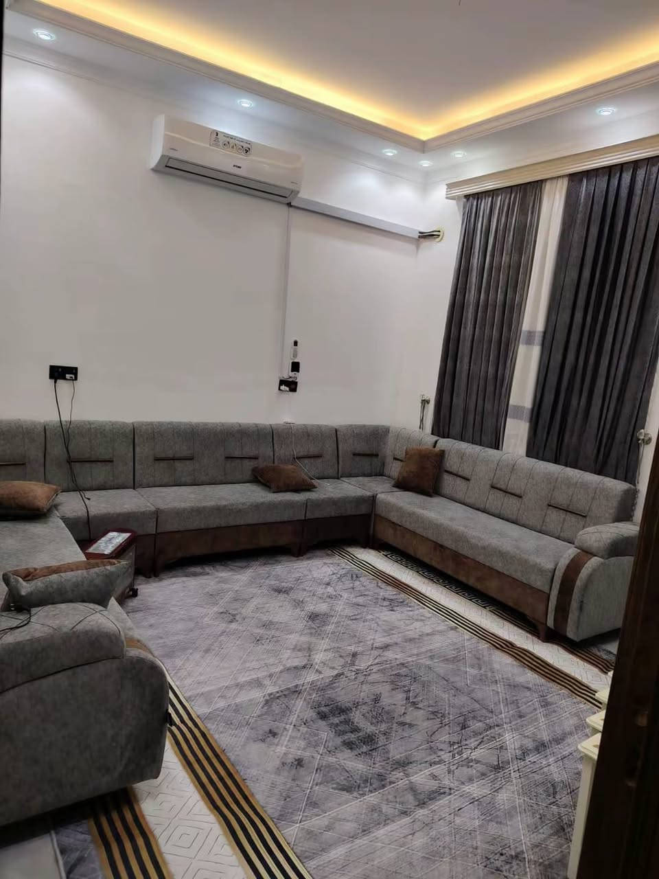 يا الله سلام عليكم الدار للبيع المساحه 10×10مربع طابو زراعي سند 25 الموقع شارع 80 خلف مول نون الاستفسار الاتصال ***********@ بإدارة احمد الشمري
