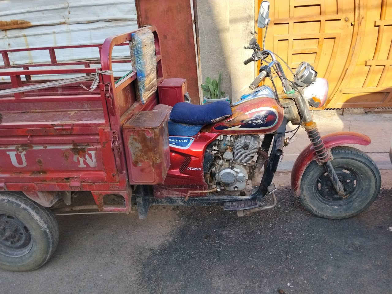 #للبيع
ستوته دايون 2016 ما بيه اي نقص وشاصي نضيف كلش 
كهربائيات شغالات حتى ستاند مال جهاز شحن واصله 
الدوره قرب جامعة الهادي 
السعر 850 وبيعه مجال للشراي


**إذا كنت صاحب هذا الإعلان وتريد حذفه لأي سبب، رجاءا أرسل رسالة إلى الدعم الفني**