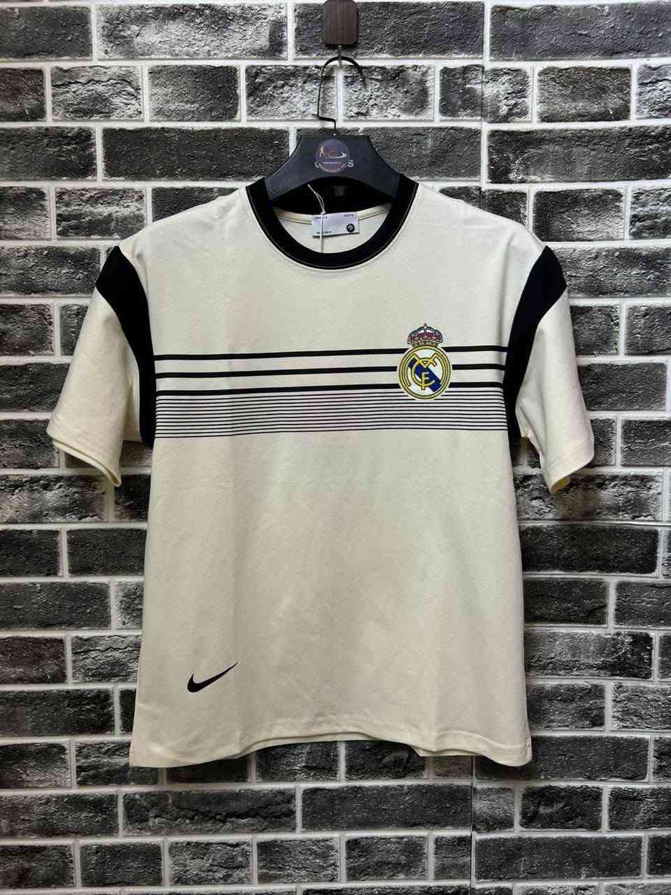"جديدنا اليوم " تشيرتات كوالتي عالي
القياسات {M ,L,Xl,XXl}

للحجز والاستفسار راسلونا على الخاص


**إذا كنت صاحب هذا الإعلان وتريد حذفه لأي سبب، رجاءا أرسل رسالة إلى الدعم الفني**