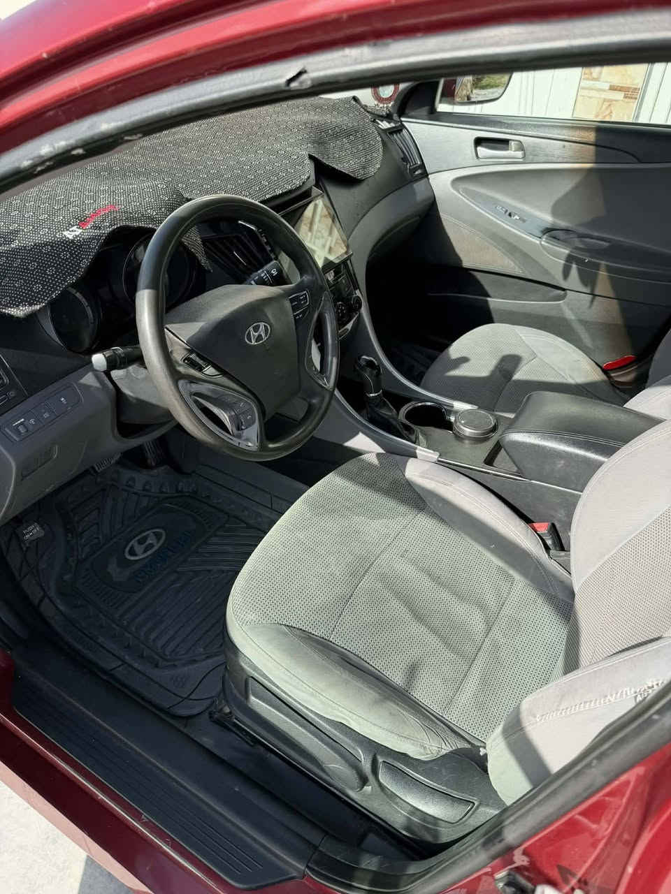 سوناتا موديل 2014
مكينه وكير جدد تخم تاير جديد حداديه جديده كرهبائيات كلها شغاله واردها جاملغ وبنيد بدون دواخل المكان ذي قار قلعة سكر علما غير متواجد ع النت للاتصال ***********
السعر المطلوب 110$ وبيها مجال
