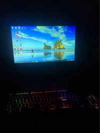 حاسبة ديل pc  تفيد للدراسة للتصفح و تشغل ألعاب بلي 2 السعر 150 الف و ب...