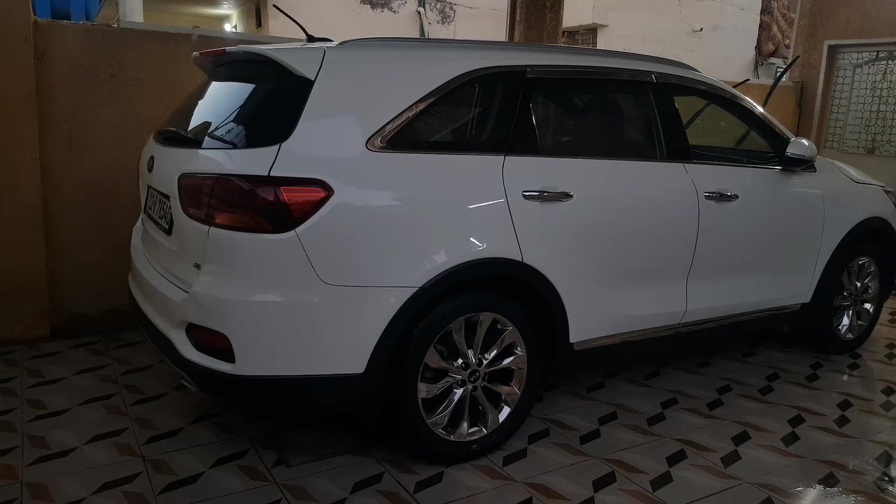 السلام عليكم.
سورنتو 2019 خليجي كفالة عامة 6سلندر 7 راكب 3 قطع تبريد رقم بغداد ماشية 43 الف فول عدى البنراما والفورويل سياره جديده مال جناي محرك كير صدر حدادية كشر شرط على وضع شركة ماناقصها برغي مكاني بغداد للبيع فقط 
***********
***********
