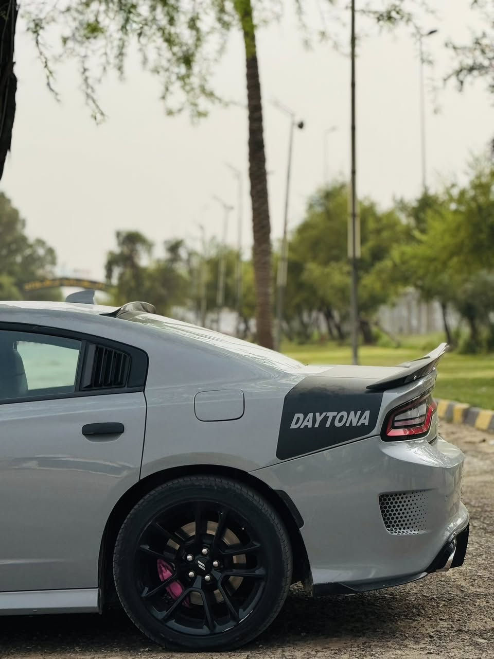 جارجر سكات باك 6400 🐝 —2021
رقم بغداد السيارة حلوه وجاهزه تحويل ثاني يوم

-ستيرن كهرباء + تدفئه
-كروس تثبيت سرعه
-تحكمات ستيرن + شفتات ستيرن
-فجوج برمبو

-كشنات كهرباء+ جلد وكنتارا 
-خزن كشن ميموري 
-حساسات خلفيه+ كامره 

شاشه
صوتها بلادي طرب + بوابات علها كتم وفتح الصوت
 - مواصفات سكات باك معروفه

حادثها - بنيد وجاملغ يمنه وصبغ عام بدون دواخل بدون معجون 

مكانها- بغداد/ سيديه 

سعرها- 210 
***********
