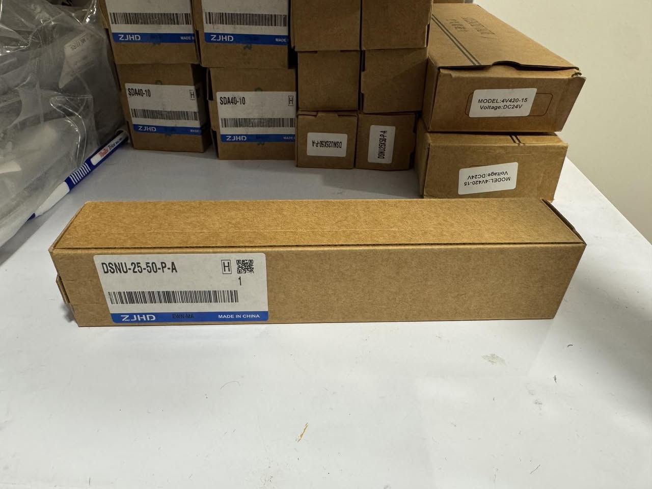 بستم هواء صناعي عالي الجودة
موديل: DSNU-25-50-P-A

✔️ أداء ثابت وقوي
✔️ مناسب للاستخدامات الصناعية وخطوط الإنتاج
✔️ خامات متينة وعمر تشغيلي طويل
✔️ دقة عالية في الحركة

متوفر الآن – للتواصل والاستفسار راسلنا 📩
***********
 #مكائن #صيانة
