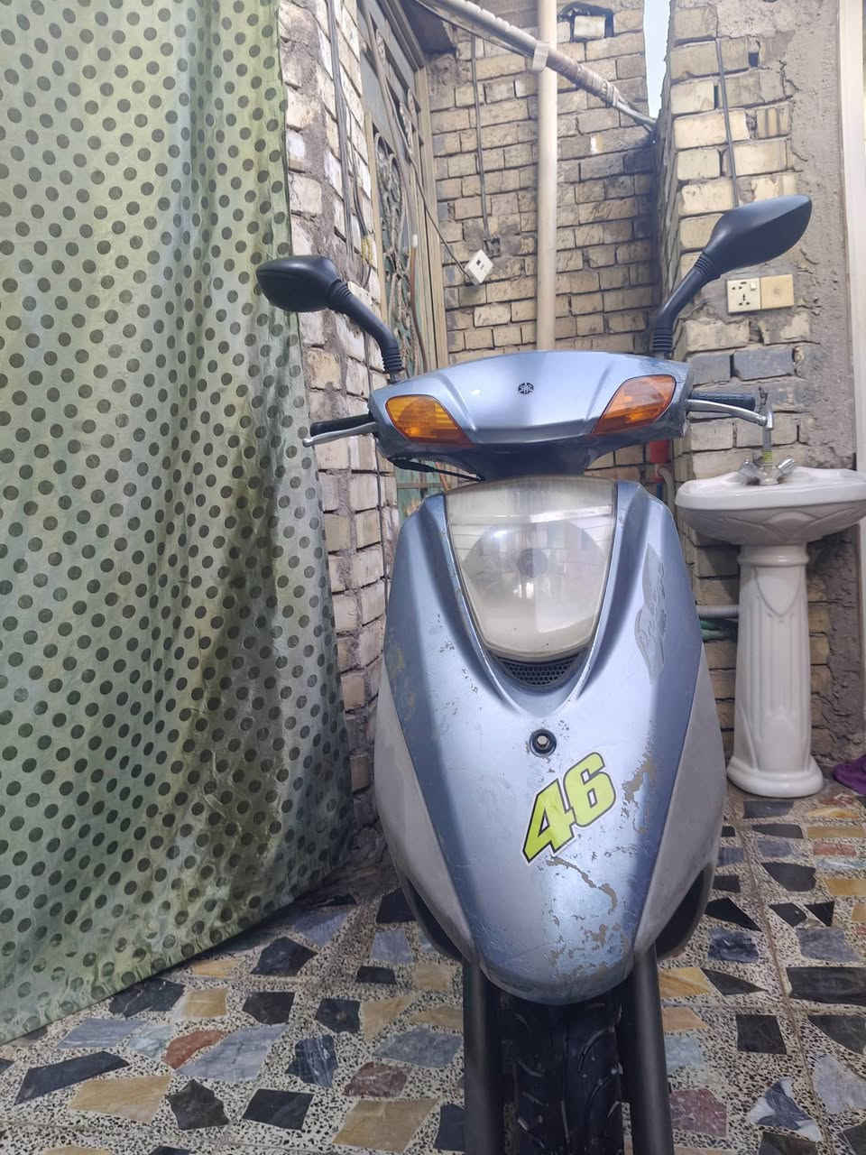 السلام عليكم ورحمة الله
دراجة نوع بريز اخت الرمبة 
مابيها اي نقص  
السعر 900 الف وبيها
رقم صاحب الدراجة ***********
