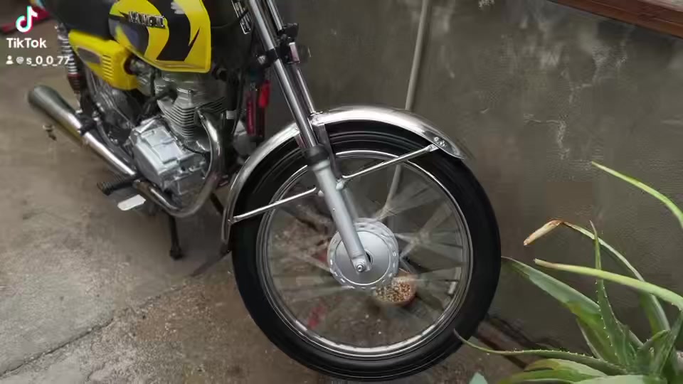 لبيع موديل ٢٥ أوراق اصولي وكيل طالعة  ***********
