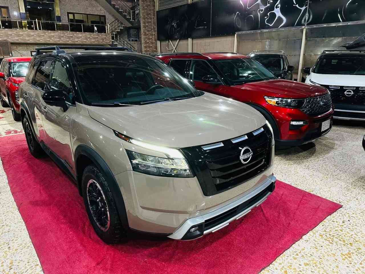 🔊(فرع كركوك) 

📌 Nissan Pathfinder 2023 Rock Creek 📌

♂️عداد المسافة 26308 mile

💵 (السعر/ 26000  $)

♦️ المواصفات :

بصمة تشغيل
بصمة ابواب
تشغيل عن بعد(Remote Start)
صندوق شفط كهربائي 
رادار امامي (تحديد مسار)
رادار جانبي (نقاط عمياء)
رادار خلفي (تحذير من الاصطدام)
حساسات امامية+ خلفية
دفع رباعي 4WD
اوتو بارك Auto Park
كاميرات 360°
كشنات جلد
كشنات ميموري
كشنات تدفئة
تبريد قطعتين لمس
تحكم وضعيات القيادة...Drive Modes 
شفتات + تحكمات استيرن 
هيتر استيرن
Apple Car Play
Android Auto 
هاند بريك بصمة
اوتو هولد Auto Hold
اوتو ستارت Auto Start
اوتو ستوب Auto Stop 
مانع انزلاق+ABS
شاشة كبيرة لمس+كاميرا
منافذ AUX+USB
وبقية المواصفات المعروفة

(العنوان/كركوك شارع المعارض)
              - - - - - - - - - - - - - - - - - 

♦️للاتصال/

ابو محمد
*********** 

فيصل
***********

