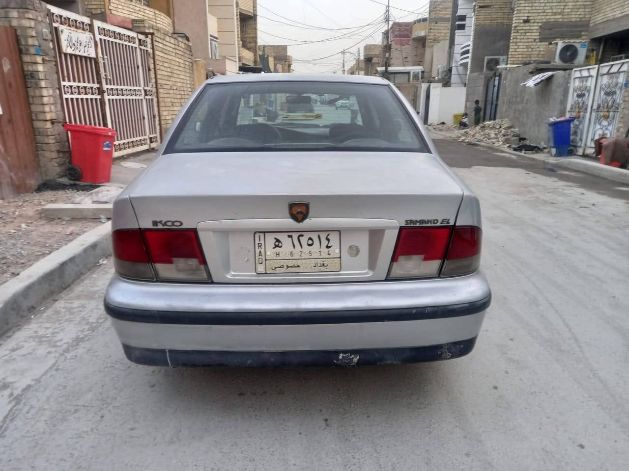 السلام عليكم شباب للبيع سمند خصوصي موديل ٢٠٠٩ رقم بغداد ألماني مشروع وطني باسمي سياره نضيفه بلاديه وجاهزه بدون حادث وبدون تبديل وبدون صبغ فقط يم التريشه الباب الأيمن والباقي بلادي مكينه وكير جيد تخم تاير صدر كله تمام الحمد لله السعر ٣٩ بيها مجال ***********
