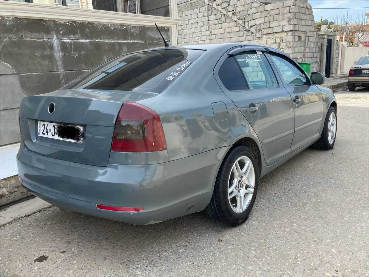 سكودا2011كيرعادي 
مه كينه 20جيتا
كيرومه كينه بشرط
بئ دعم 
رقم وسنوي جديد سه رنافي من
سيسته م غازوبانزين
ويل كب مارسيدس
تبريد شغال
شاشه ايبات   كاميره
سياره جاهز بي مسرف
سعر62ومجال
***********
*********** سميل, دهوك
